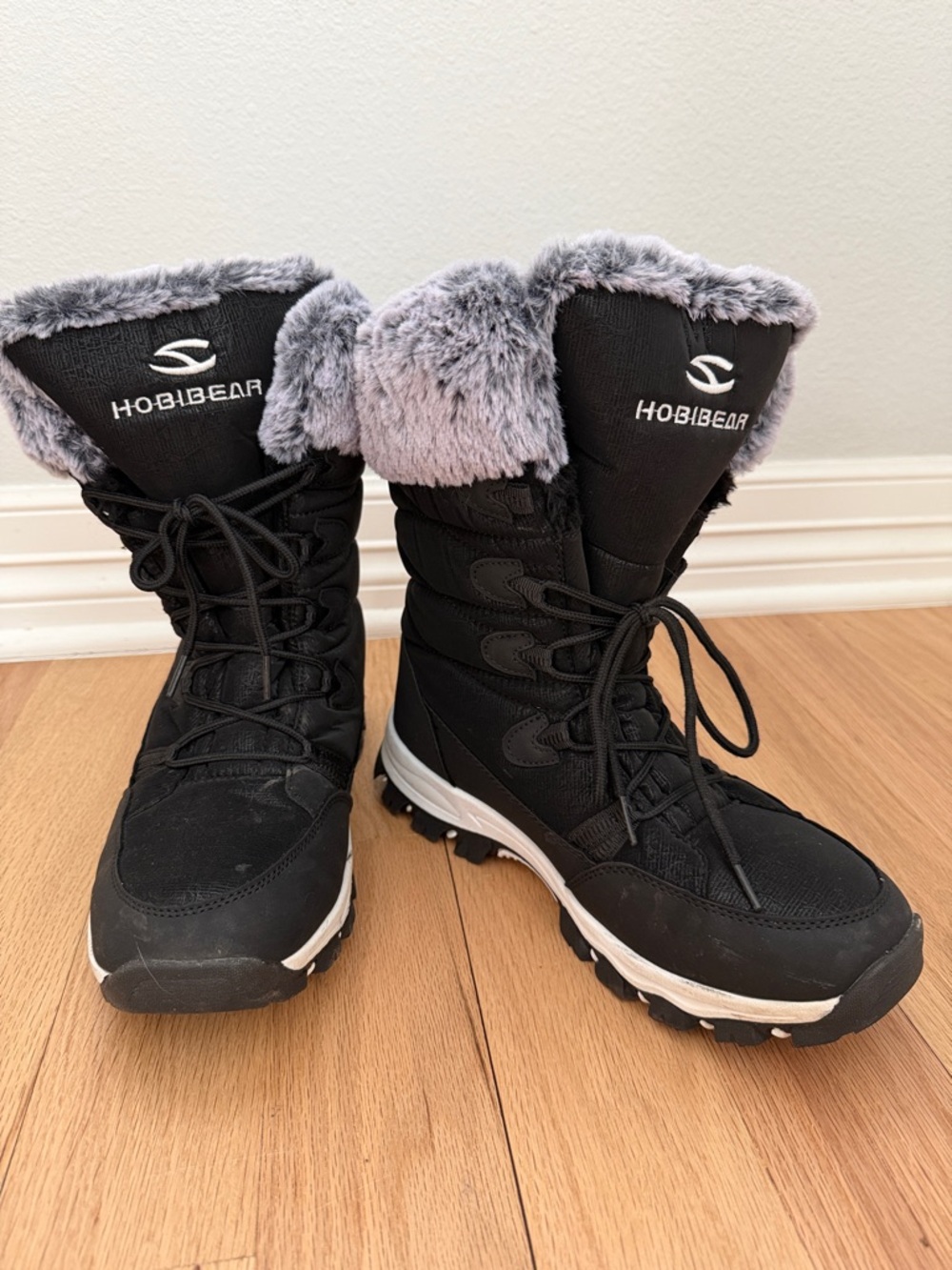 Hobibear Women's Black Winter Boots with Grey Faux Fur Collar sz 42